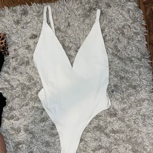 Tobi white body suit